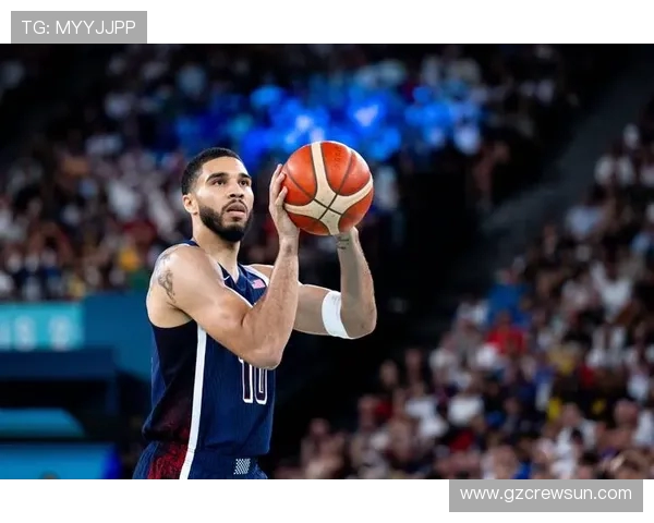 杰森·塔图姆领衔波士顿凯尔特人迎接新赛季挑战,目标冲击总冠军 杰森·塔图姆领衔波士顿凯尔特人迎接新赛季挑战,目标冲击总冠军