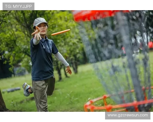 周静独家分享飞盘运动技巧与心得体会助你提升投掷与接盘水平