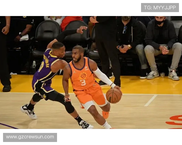 杭州滑板队战术解析：如何实现灵活高效的转换打法