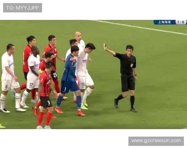 西安篮球队团队协作引发热议球迷对战术配合和球员默契提出质疑