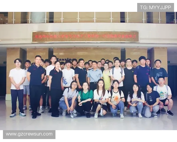 姜宇星：在音乐与梦想的旅途中绽放光芒的年轻才俊